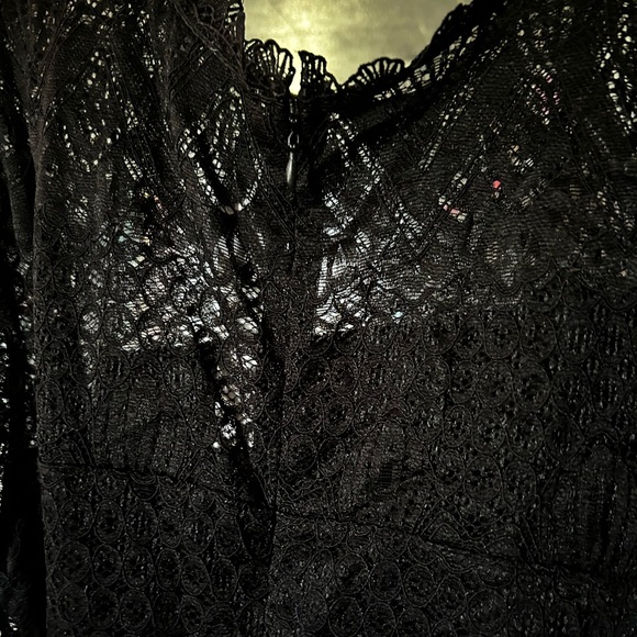 Love X Design Black Lace Midi Dress NWT - Picture 5 of 5